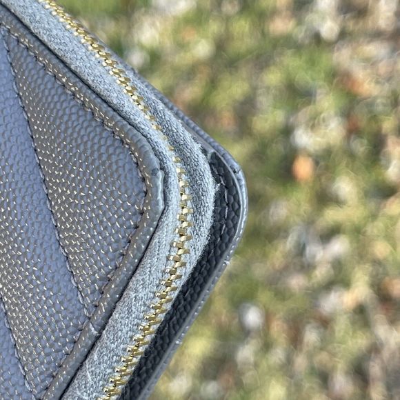 Saint Laurent YSL Cassandra Compact Wallet Grey Gold - Picture 3 of 14